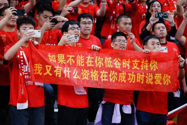 勒伯夫：切尔西需清理15人 阿森纳是唯一稳进前五的球队